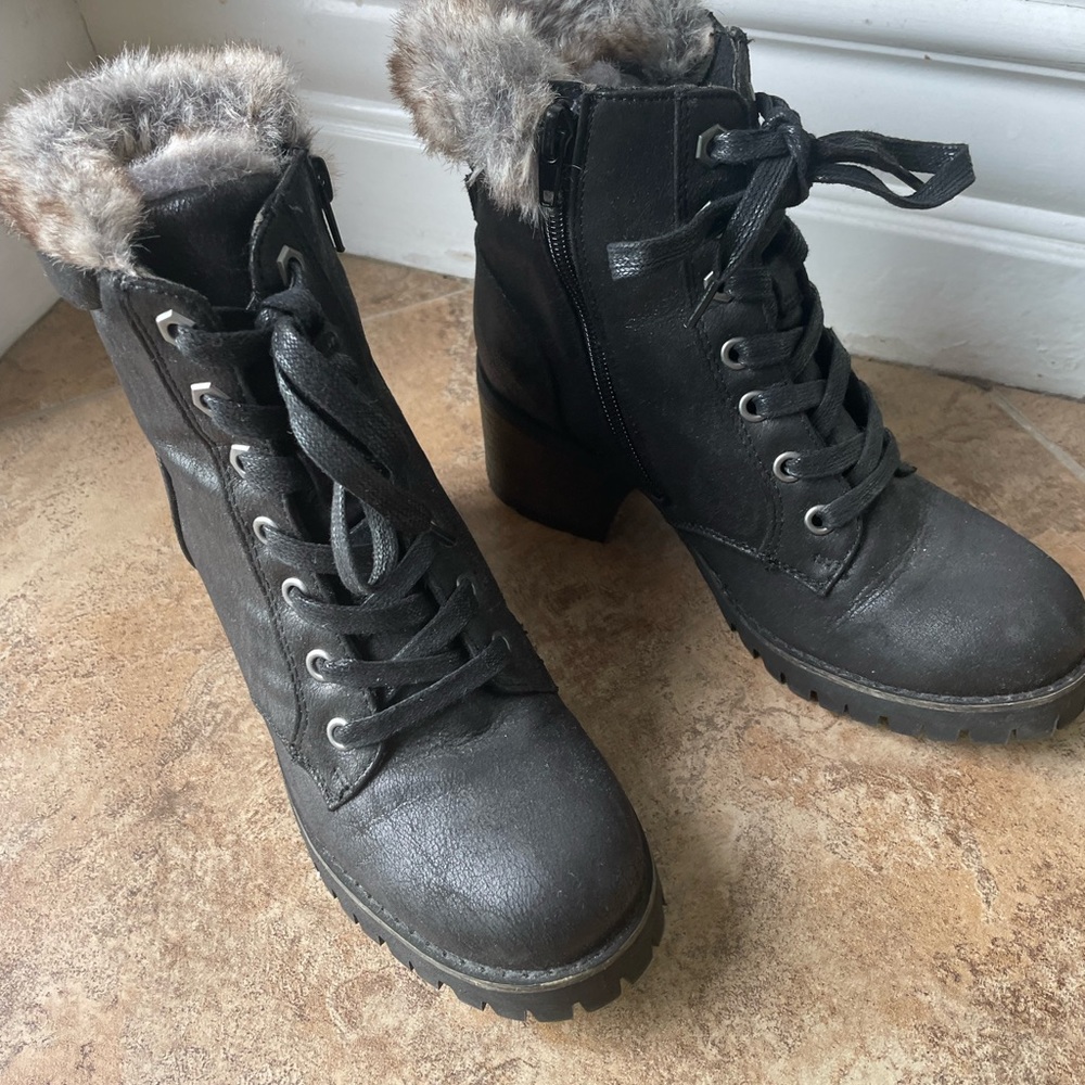 Steve Madden boots